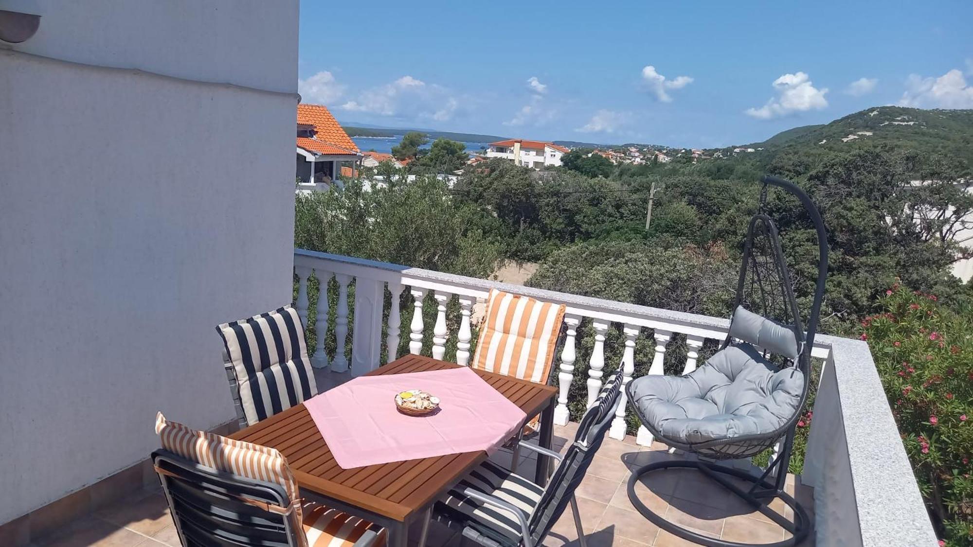 Apartments Vuksan Rab Town Zewnętrze zdjęcie