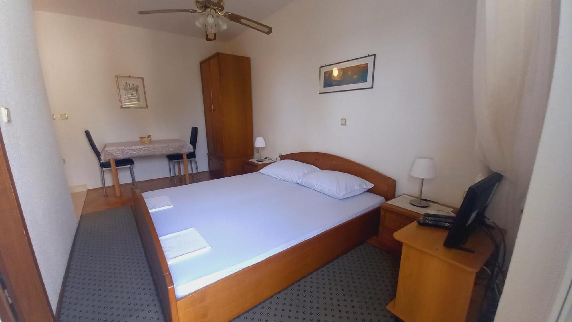 Apartments Vuksan Rab Town Pokój zdjęcie