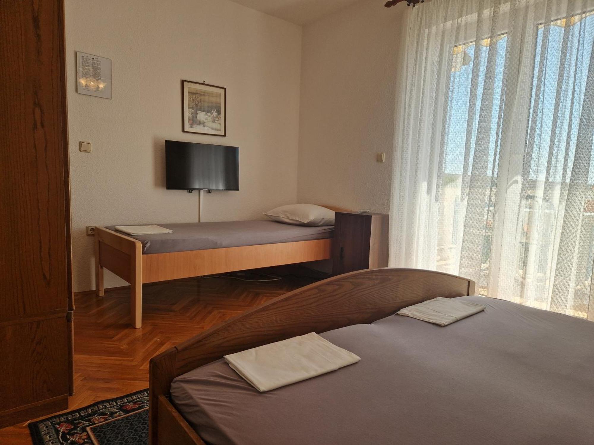 Apartments Vuksan Rab Town Pokój zdjęcie